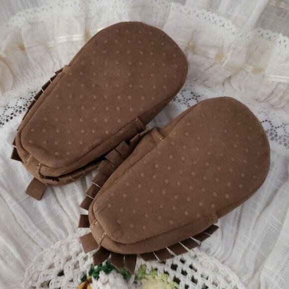 Carter's Baby Girl Faux Suede Moccasin Bootie Brown Size 3-6 months - Picture 7 of 8